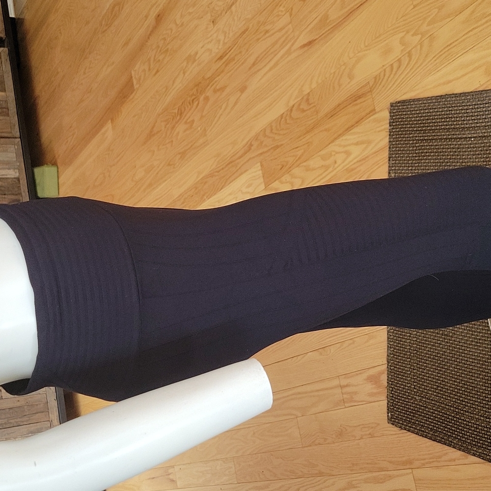 Athleta Seamless Training Compression Tights - image 5